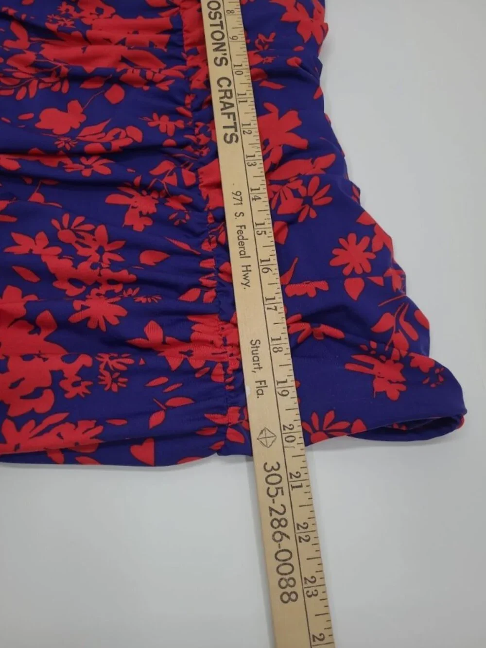 Lands End details adjustable